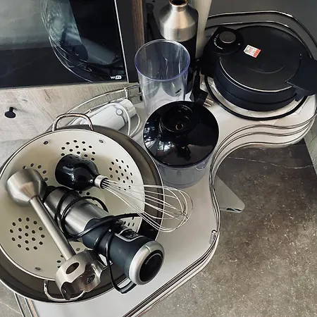 Cudovita Koca Na Samem, Gorenka