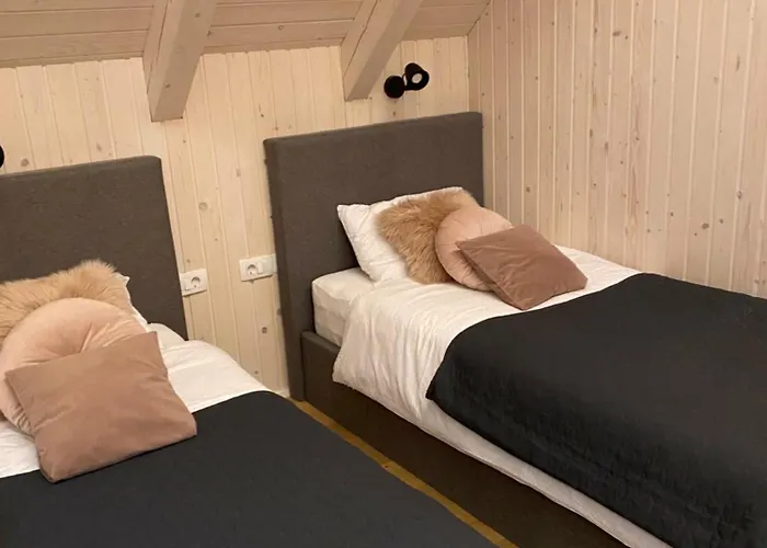 Cudovita Koca Na Samem, Gorenka * Cerklje na Gorenjskem